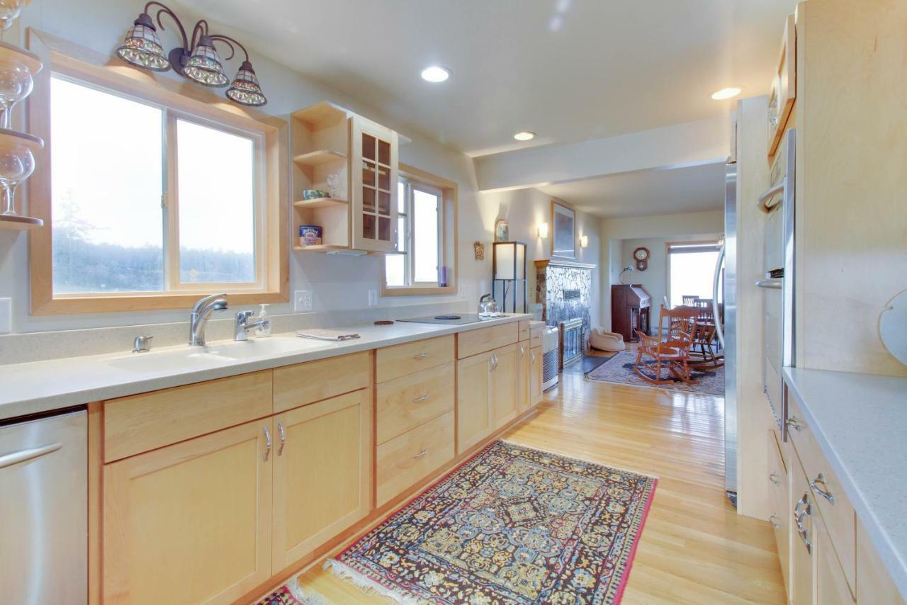 Lopez Island Agate Beach Waterfront Home Islandale エクステリア 写真