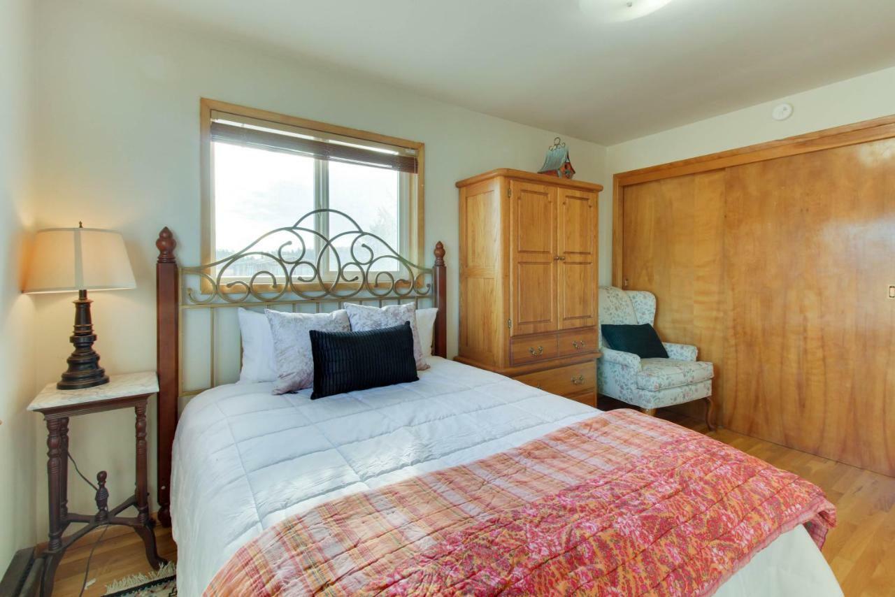 Lopez Island Agate Beach Waterfront Home Islandale エクステリア 写真