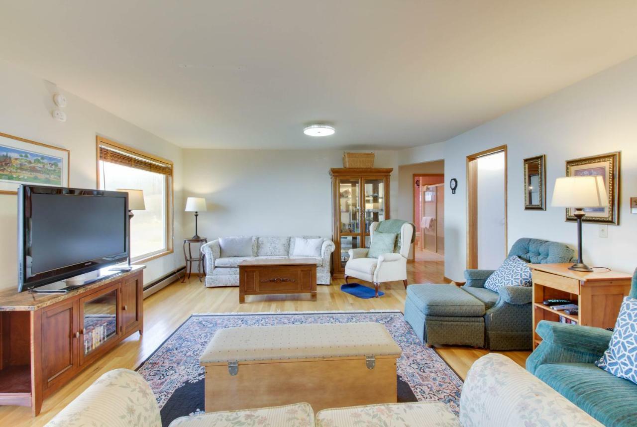 Lopez Island Agate Beach Waterfront Home Islandale エクステリア 写真